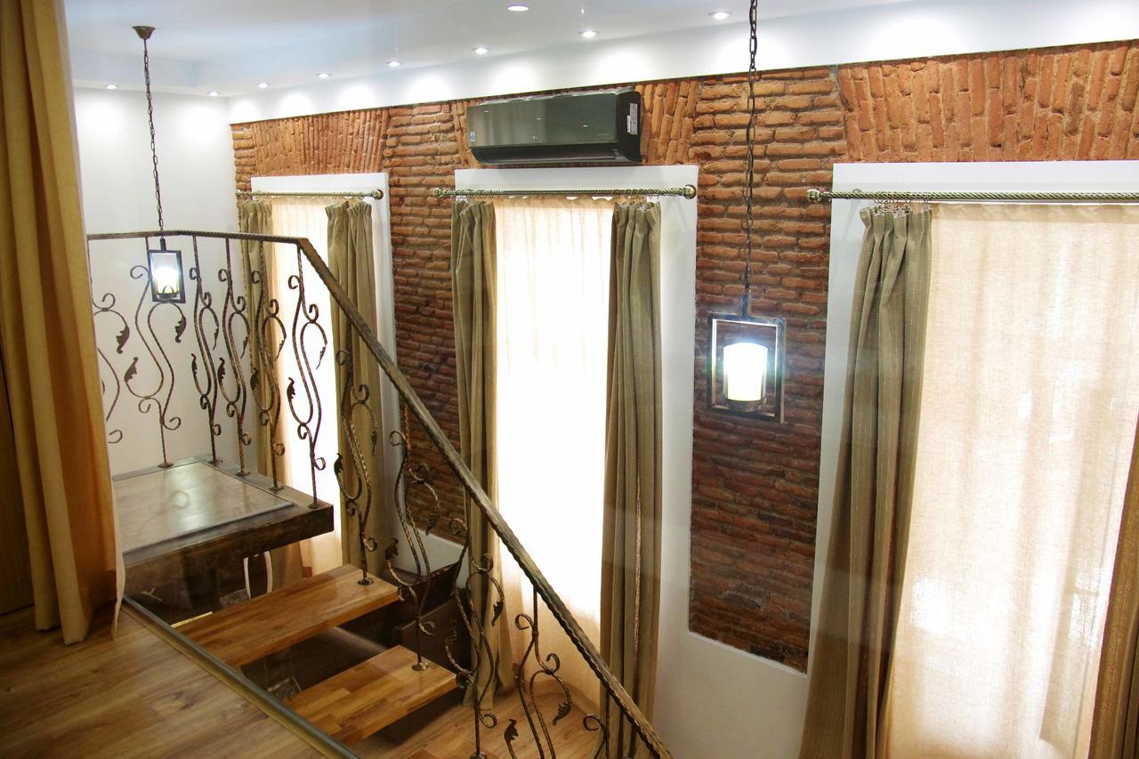Apartment On Tabidze Tbilisi Exterior foto